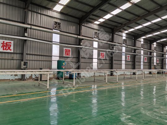 擠塑板車(chē)間8